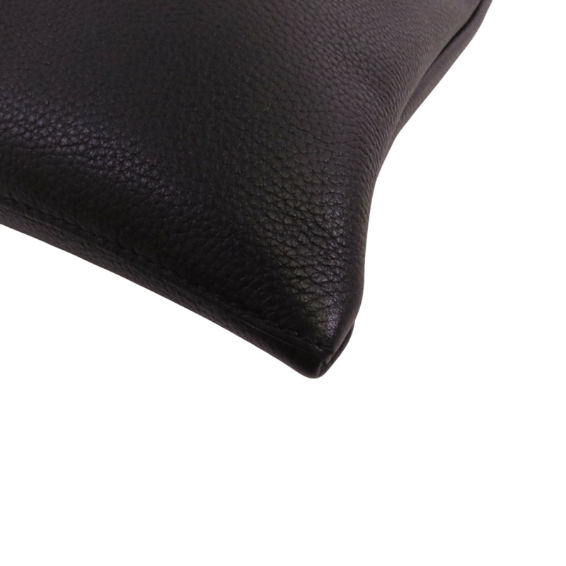 FENDI 牛皮皮革After Roma Pouch Shoulder銀扣肩背袋-11