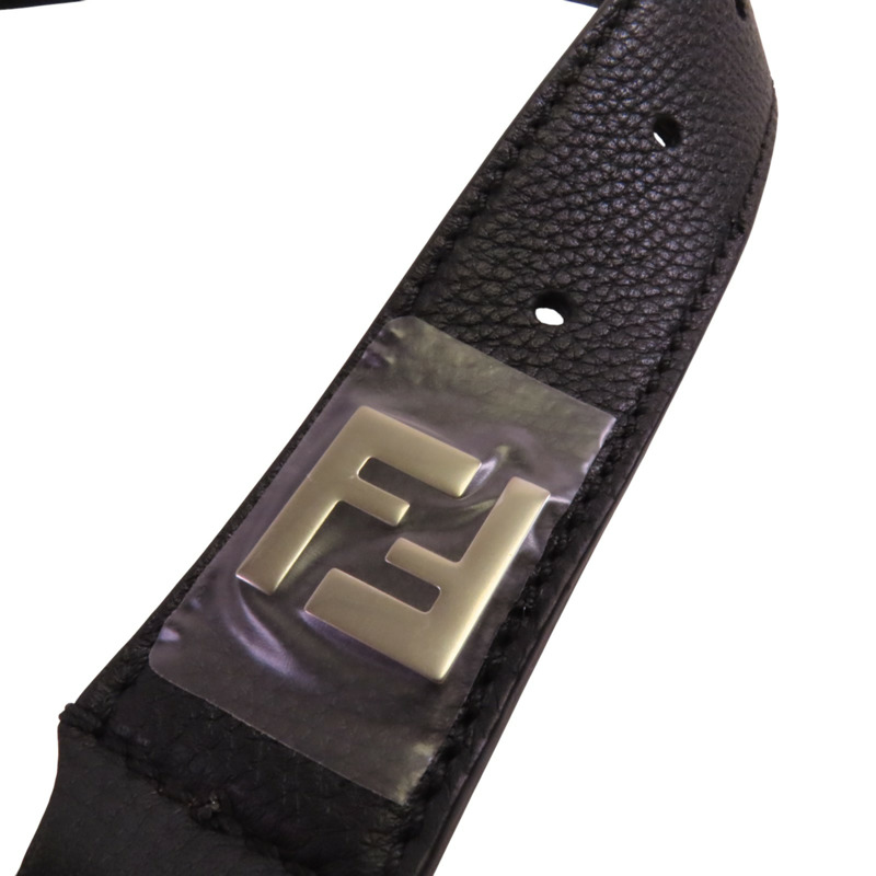 FENDI 牛皮皮革After Roma Pouch Shoulder銀扣肩背袋-14