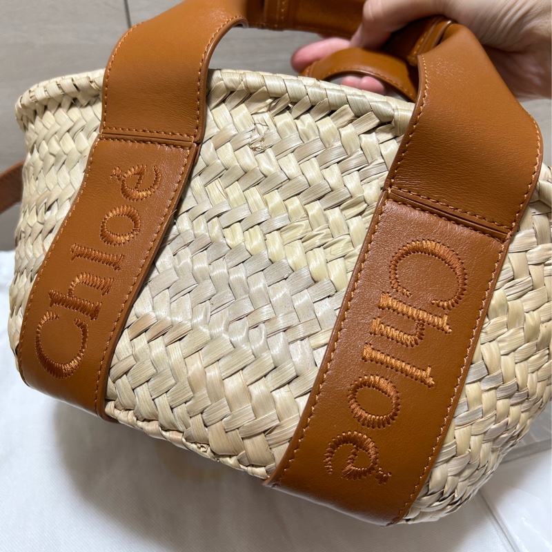 #全新閒置 Chloe Sense經典馬鞍牛皮草編托特包(棕色) 拉菲草草編包-15