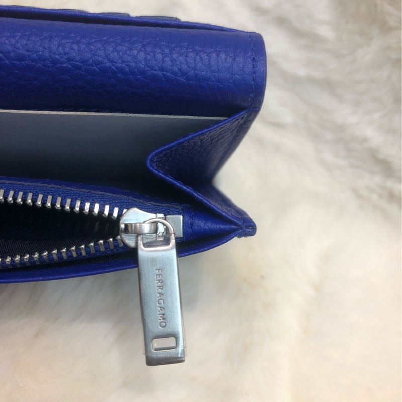 Ferragamo 藍色拼啡色長銀包  長夾 XC125-6