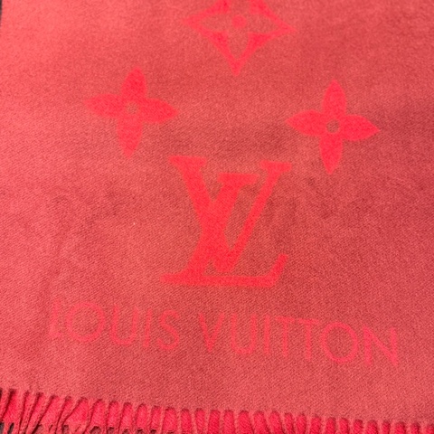 LV紅色滿版老花圍巾