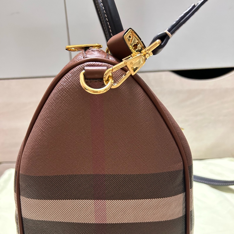 #近新 BURBERRY 巴寶莉 經典格紋皮革中型手提/斜背包(暗樺木棕色)-8