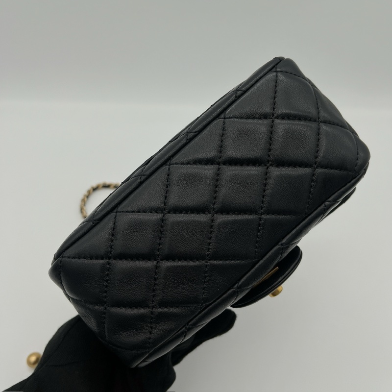 Chanel 小方胖金球鏈包-12