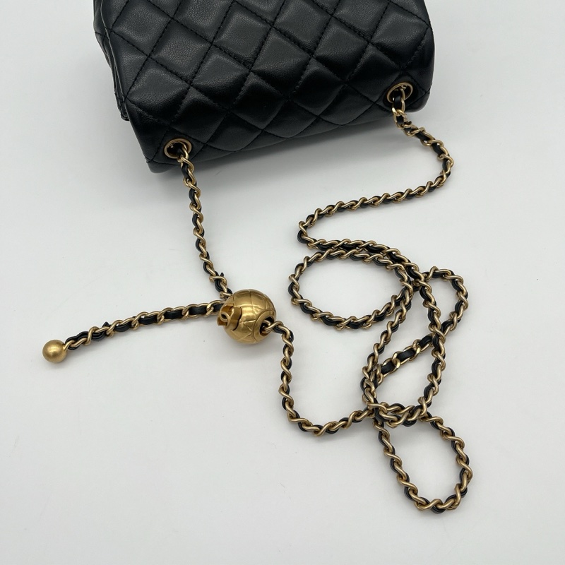 Chanel 小方胖金球鏈包-16