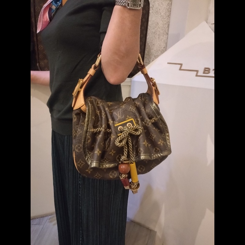 LV 限量老花小瑪丹娜包-2