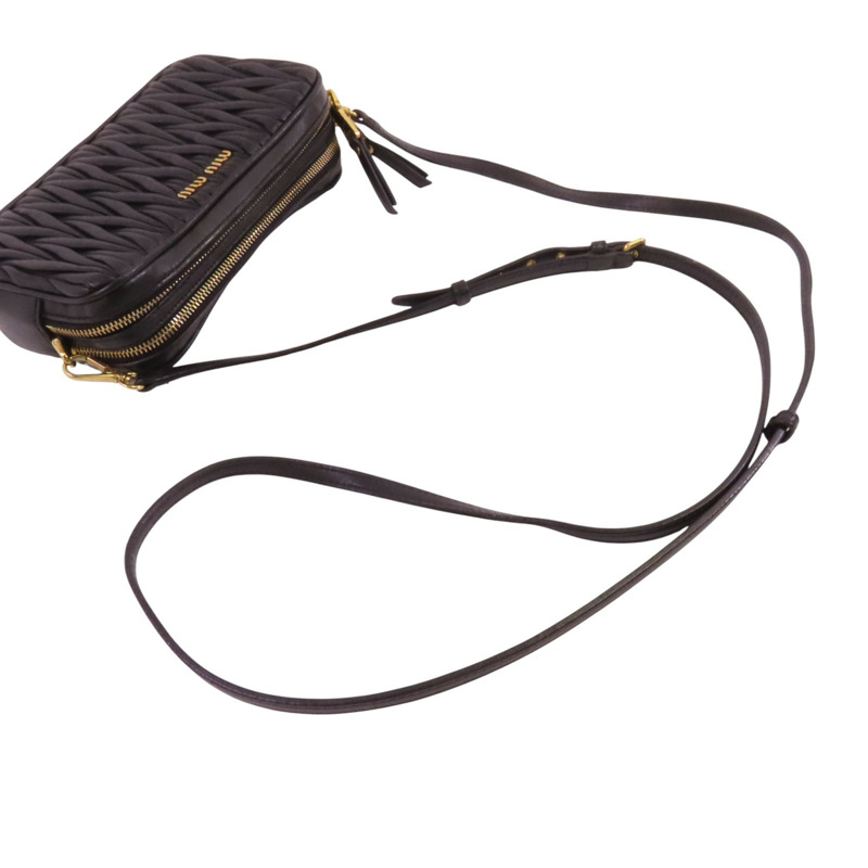 Miu Miu 羊皮皮革Shoulder Bag金扣肩背袋-7