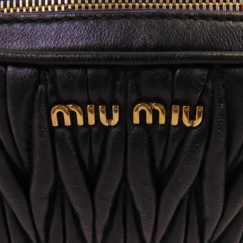 Miu Miu 羊皮皮革Shoulder Bag金扣肩背袋-14