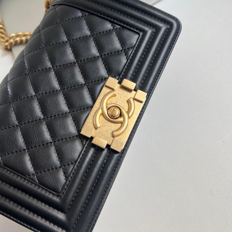 ✨Chanel 黑金Leboy 小號晶片款 99新🖤-5