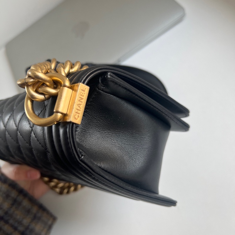 ✨Chanel 黑金Leboy 小號晶片款 99新🖤-7