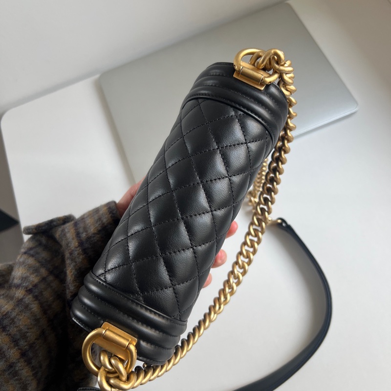 ✨Chanel 黑金Leboy 小號晶片款 99新🖤-12