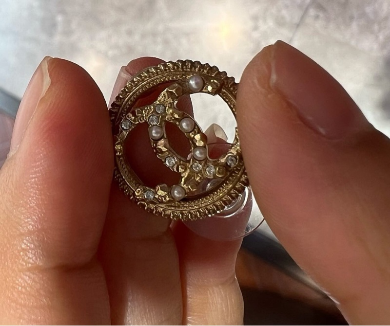 Chanel 圓形淡金色耳環-3