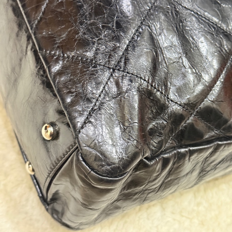 好看的實用款🖤CHANEL 香奈兒 蠟光牛皮 黑色肩背 手提 托特包-26