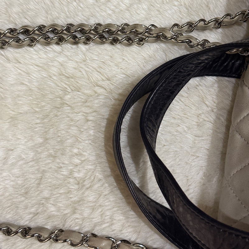 好看的實用款🖤CHANEL 香奈兒 蠟光牛皮 黑色肩背 手提 托特包-33