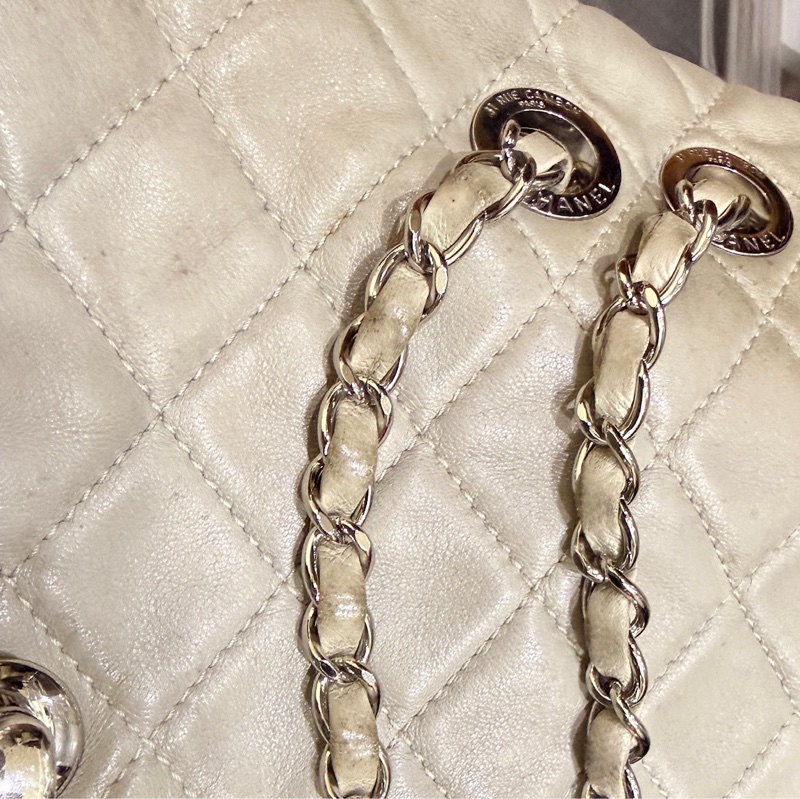 超值得!好看的實用款🖤正版長腿kitty一起送🥰CHANEL 香奈兒 蠟光牛皮 黑色肩背 手提 托特包-60