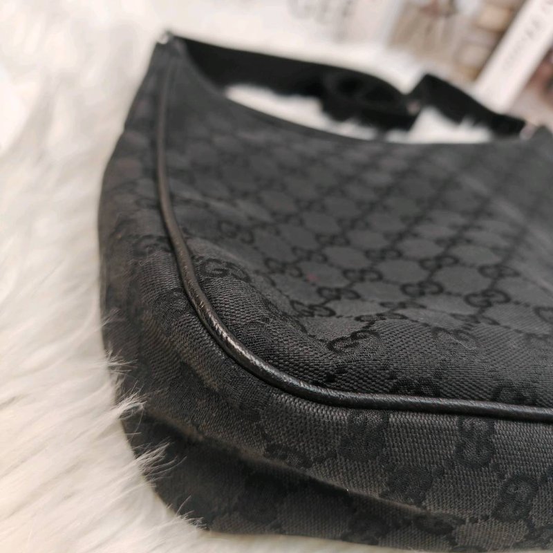 Gucci Black GG Canvas and Leather Crossbody Bag-4