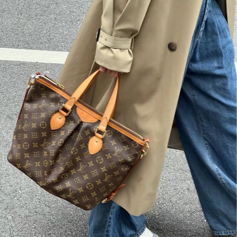 🥨路易威登派拉蒙LV原花抓皺palermo一字拉鍊水餃包M40145-0