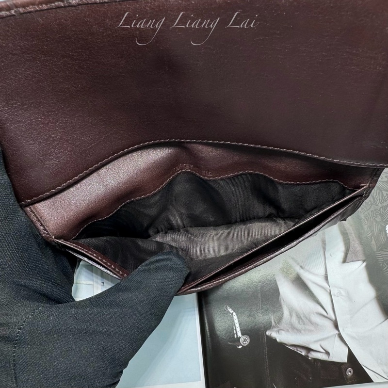 GUCCI 古馳 Guccissima 壓紋深咖啡色扣式長夾-12