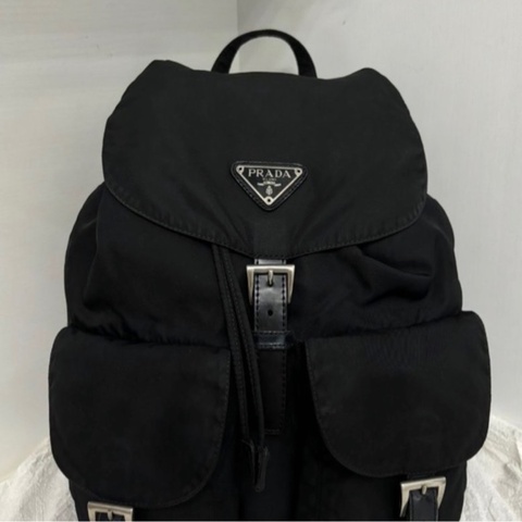 Prada 後背包 30*16*38