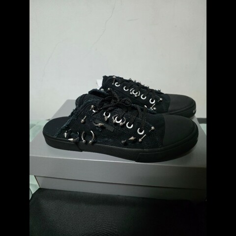 [二手]Balenciaga 巴黎世家 鉚釘穿環 帆布懶人鞋