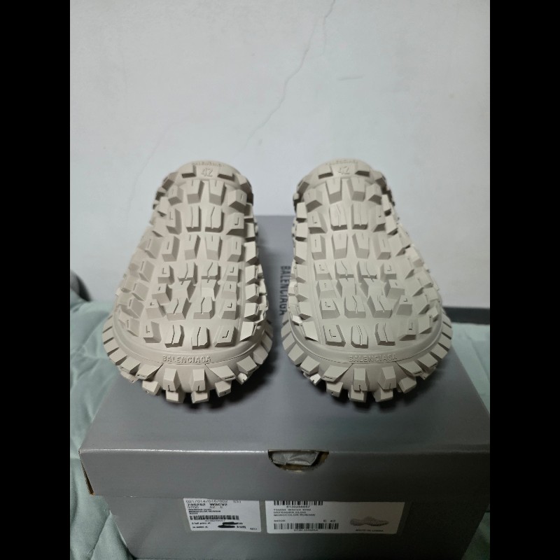 Balenciaga 巴黎世家 defender clogs 米白色42-1