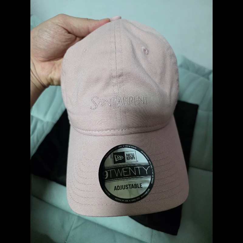 Saint Laurent YSL new era 聯名刺繡棒球帽 粉色-1