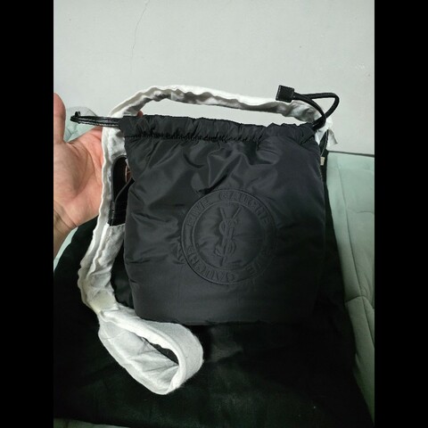 Saint Laurent YSL 尼龍束口水桶包