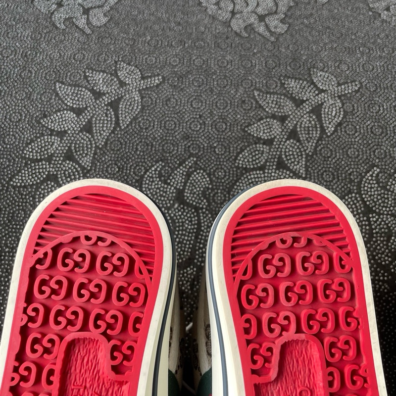 02051 gucci1977烏木色板鞋36碼無盒,成色充新輕微磨損-8