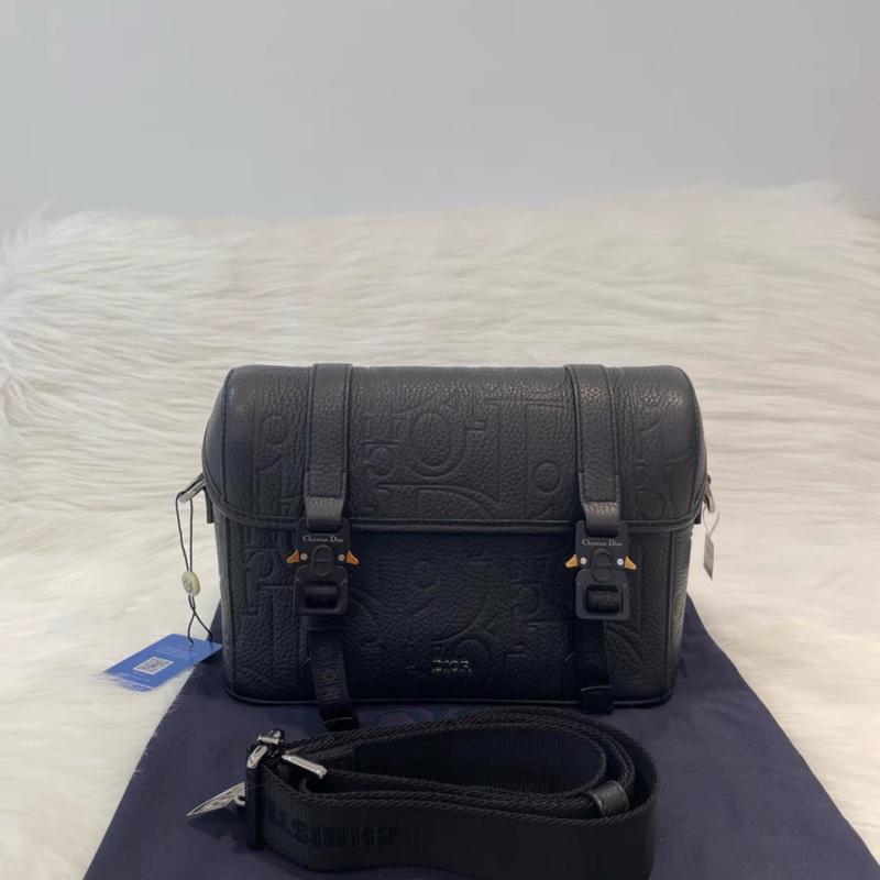 Dior 翻盖信使包-1