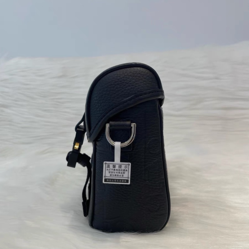 Dior 翻盖信使包-5