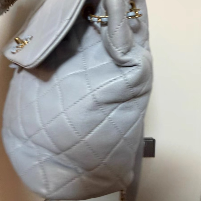 Chanel backpack 24p 24年2月包，有塵袋 芯片款98新，無護理-3