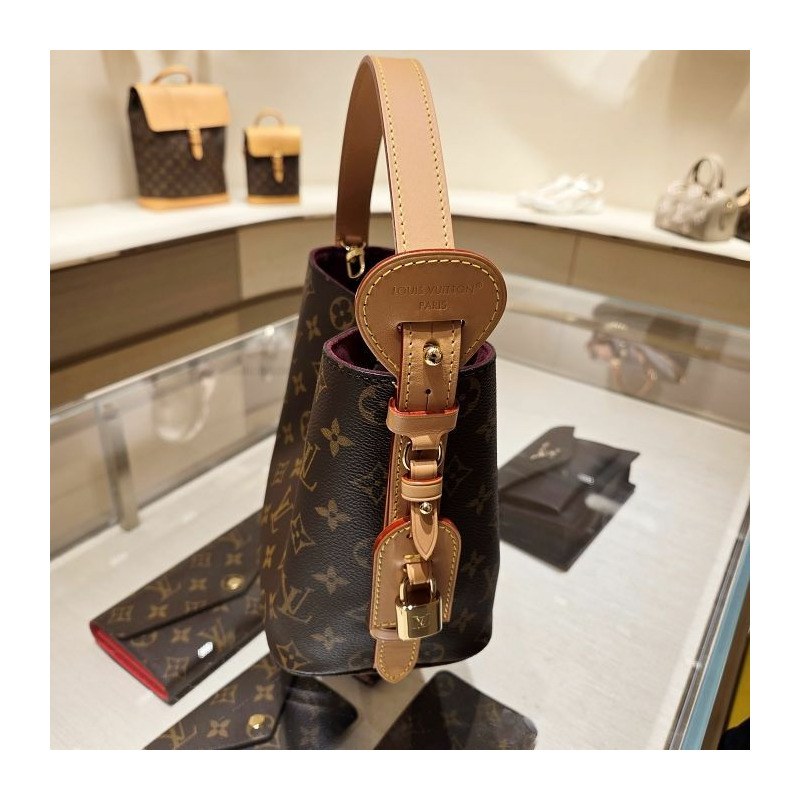 LOUIS VUITTON All In BB M12925-10