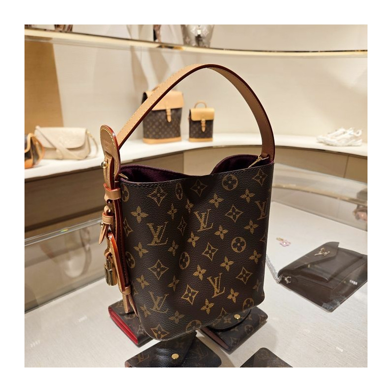 LOUIS VUITTON All In BB M12925-11
