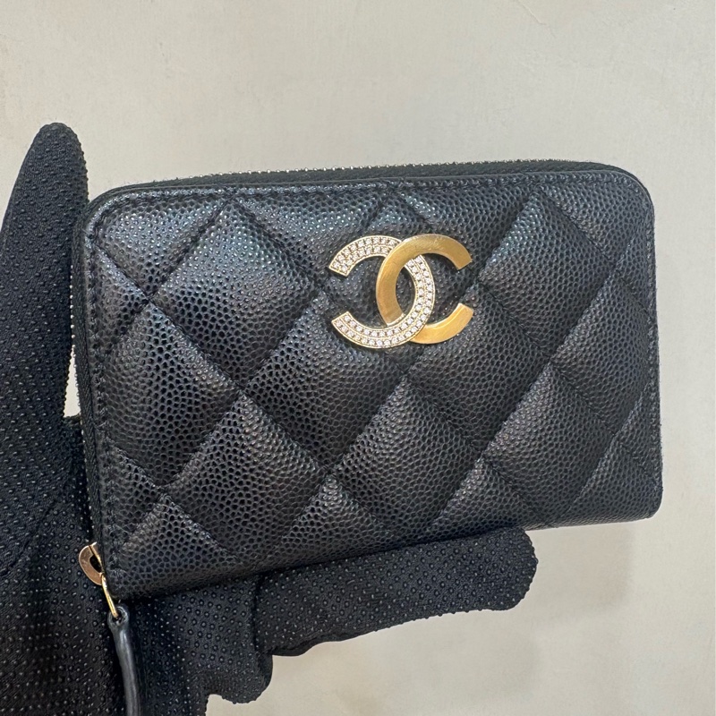 香奈兒 chanel 雙c鑲鑽大ㄇ字零錢包-0
