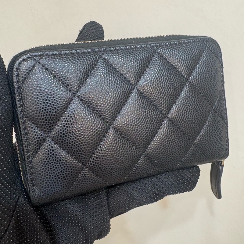 香奈兒 chanel 雙c鑲鑽大ㄇ字零錢包-1