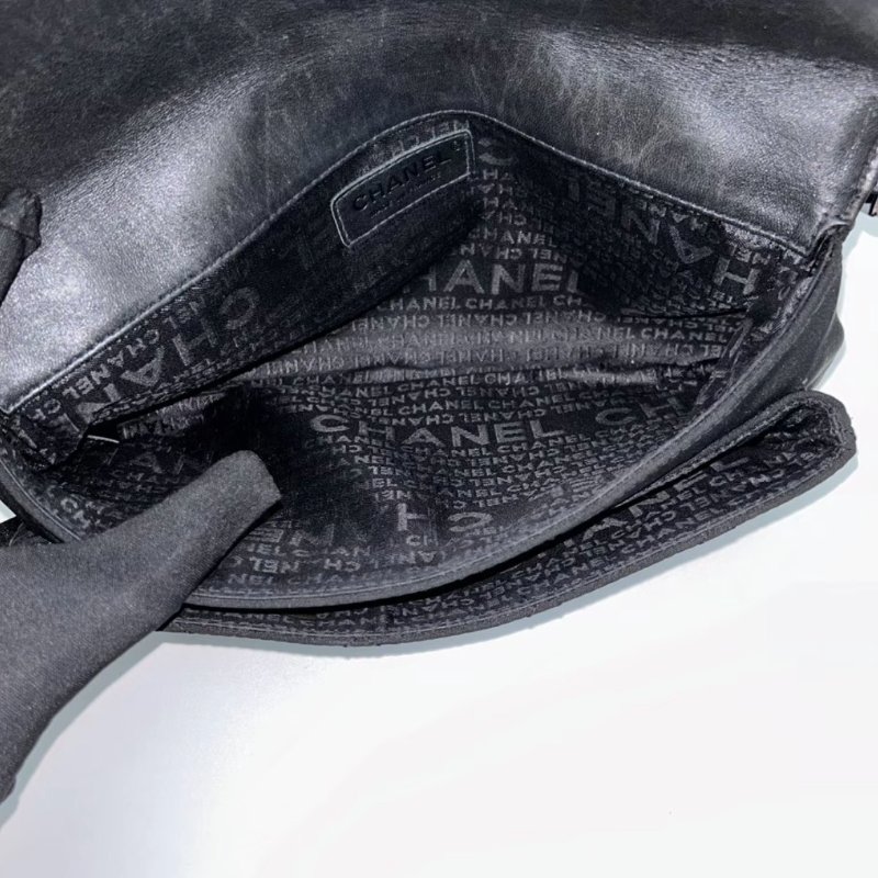 CHANEL 黑色銀扣肩背斜背包 27*15*4 98新配件塵袋保卡-5