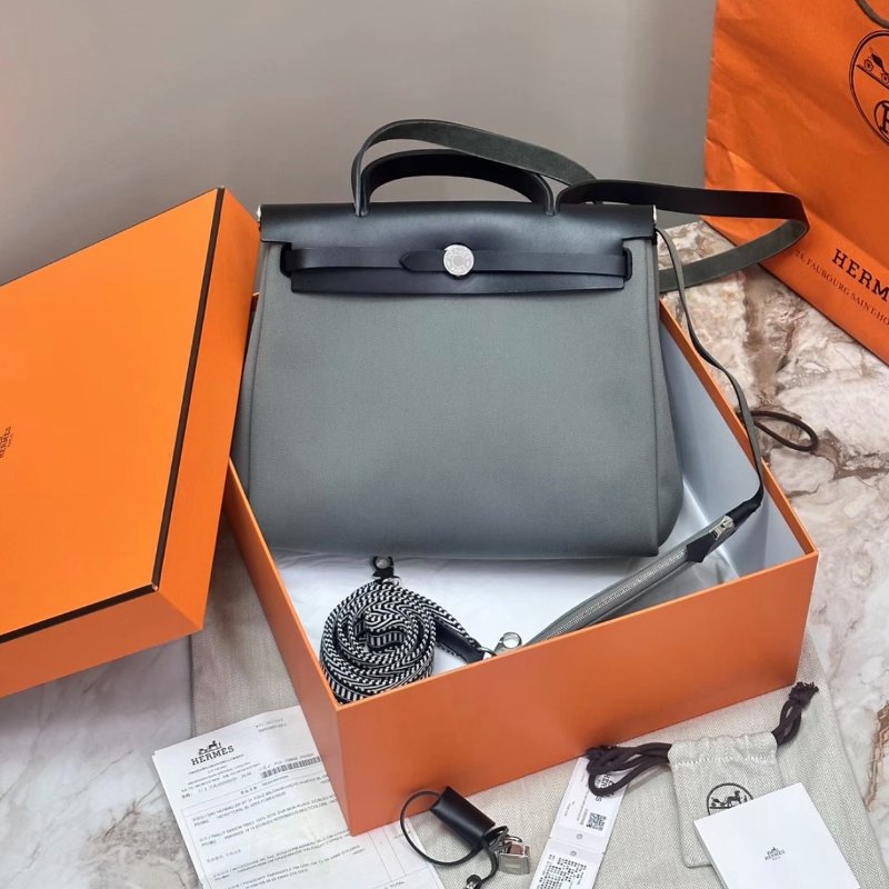 HERMES帆布拼皮herbag31  31*25*11 99新配件盒子塵袋購證吊牌鎖鑰匙 (後配肩帶）-0