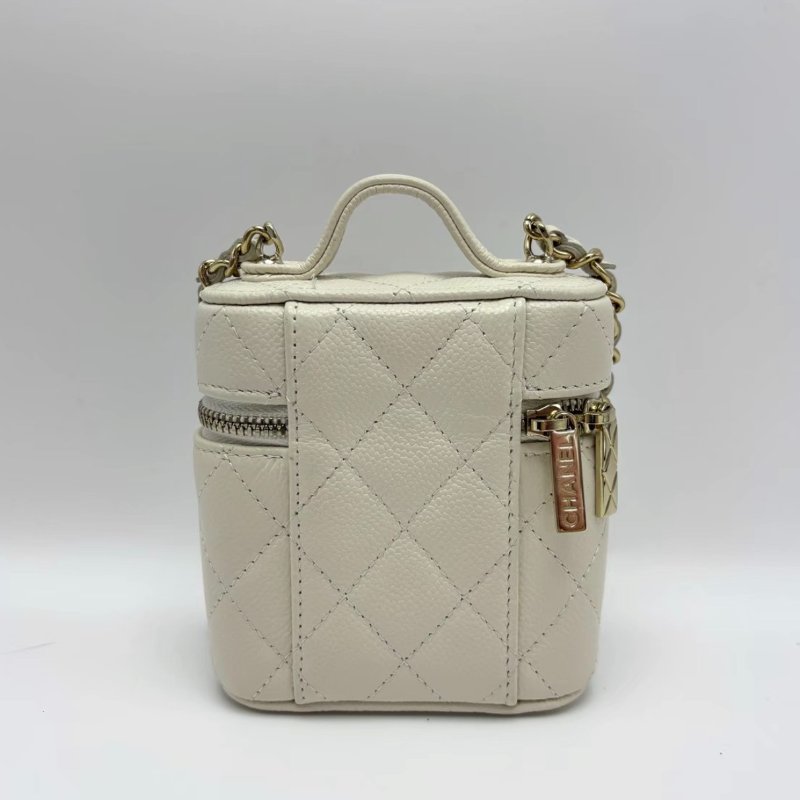 CHANEL mini白色金扣菱格紋荔枝牛肩背斜背包10*10*4 98新配件塵袋-1