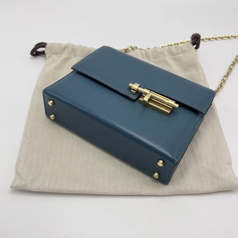 HERMES 博斯普魯斯綠色金扣山羊皮mini verrou手槍包17*13*4 98新配件盒子塵袋-2