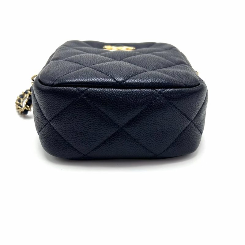 CHANEL炫彩珠光藍金扣21k肩背斜背包11*16*6 98新配件塵袋-5