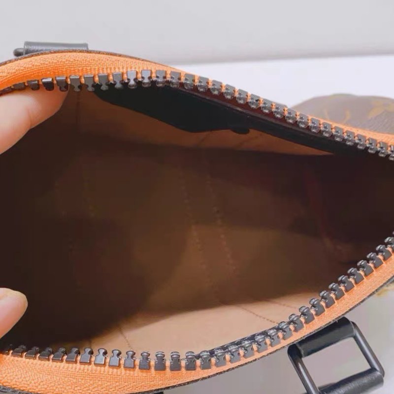 Lv秀款稻草人keepall xs 肩背斜背包20.5*9*12.5 98新配件塵袋-6