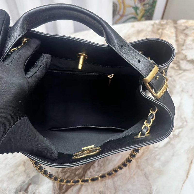 CHANEL黑金25A竪版hobo手提肩背包27*31*12 全新閒置配件盒子塵袋購證-4