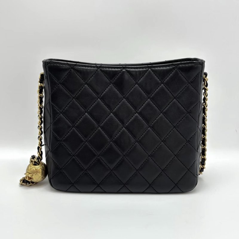 CHANEL23K金球hobo嬉皮肩背斜背包19*16*9 99新配件塵袋-1