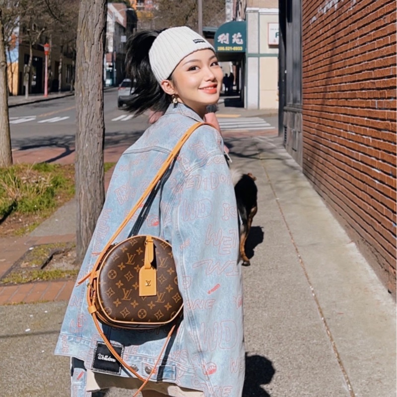 LV/路易威登 大號經典老花軟餅包單肩斜挎圓-1