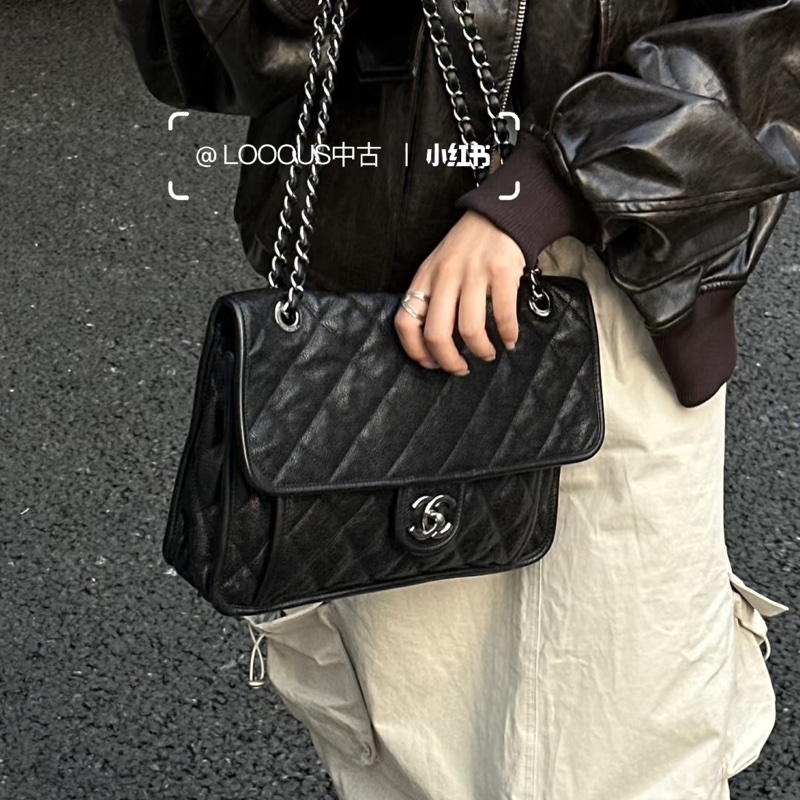 經典絕美款🤩Chanel黑銀季節款CF單肩斜挎鏈條包⛓️-6