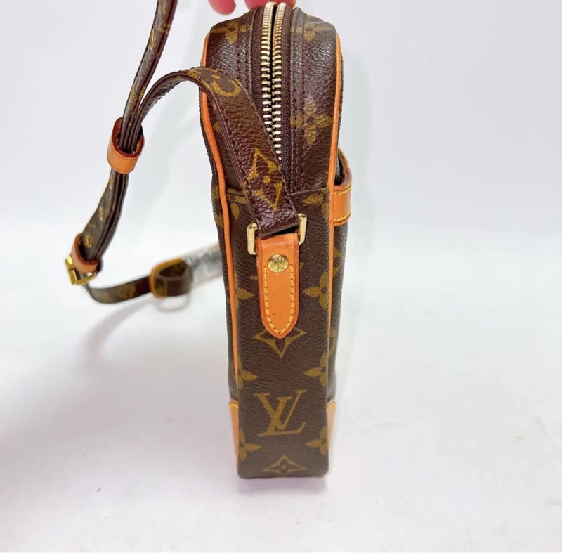 【90%新✨】LV竪版單層相機包斜挎包 Danube-2