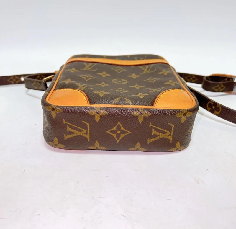 【90%新✨】LV竪版單層相機包斜挎包 Danube-4