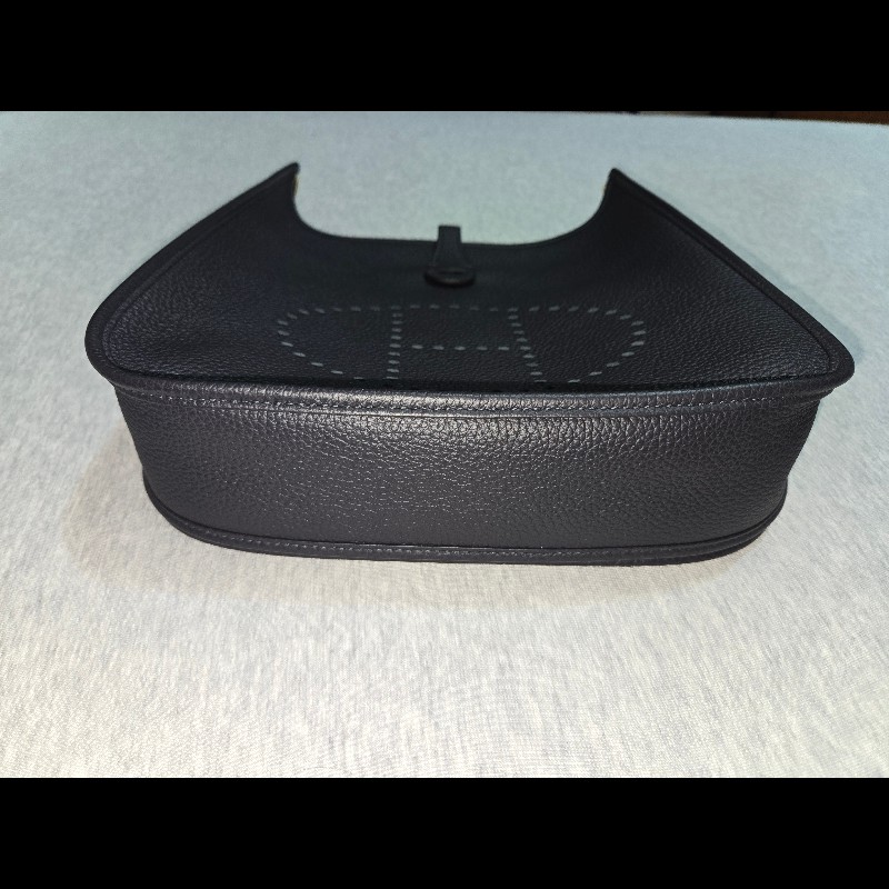 愛馬仕 Hermès
Evelyne 29-11