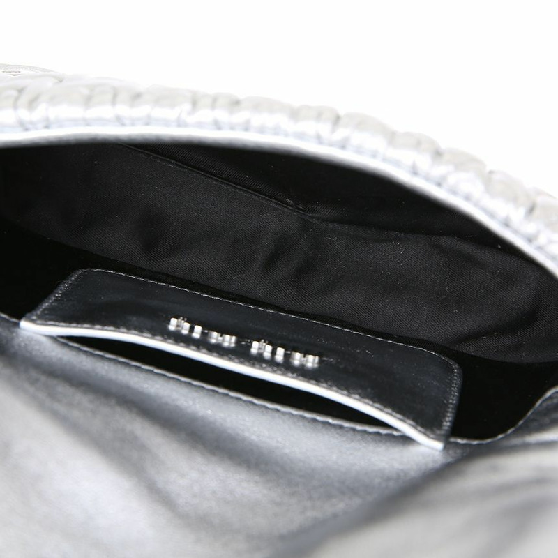 MIU MIU 馬特拉塞納帕迷你包 25SS 5BP086 AN88 F0118-9