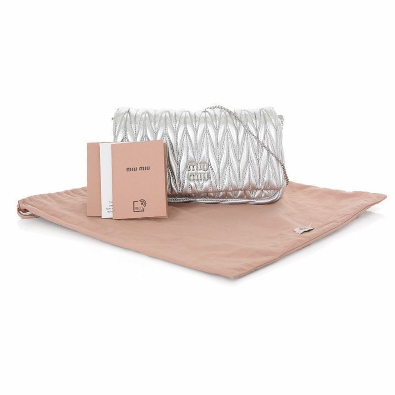 MIU MIU 馬特拉塞納帕迷你包 25SS 5BP086 AN88 F0118-10