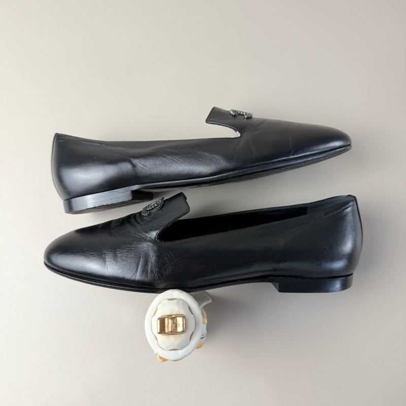 97新，CHANEL/香奈兒 純黑雕花LOGO低跟鞋 36碼-4